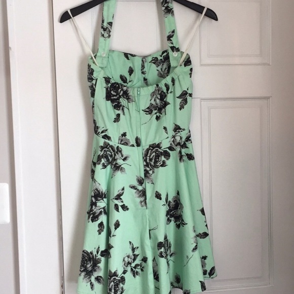 Mint Green 🖤💚 and Black Rose Halter Dress 👗 - Picture 2 of 5